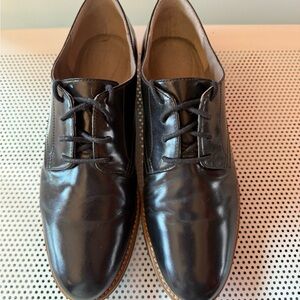Gorgeous black oxfords EUC